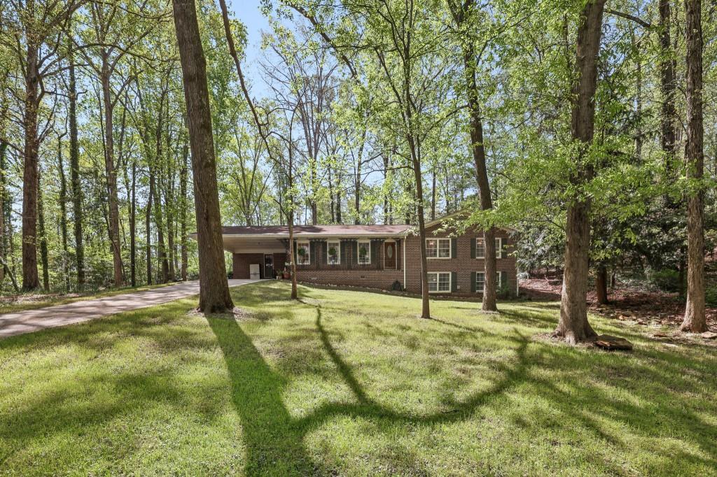 4730 Geneva Drive, Lilburn, Georgia image 10