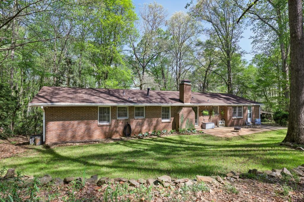 4730 Geneva Drive, Lilburn, Georgia image 5