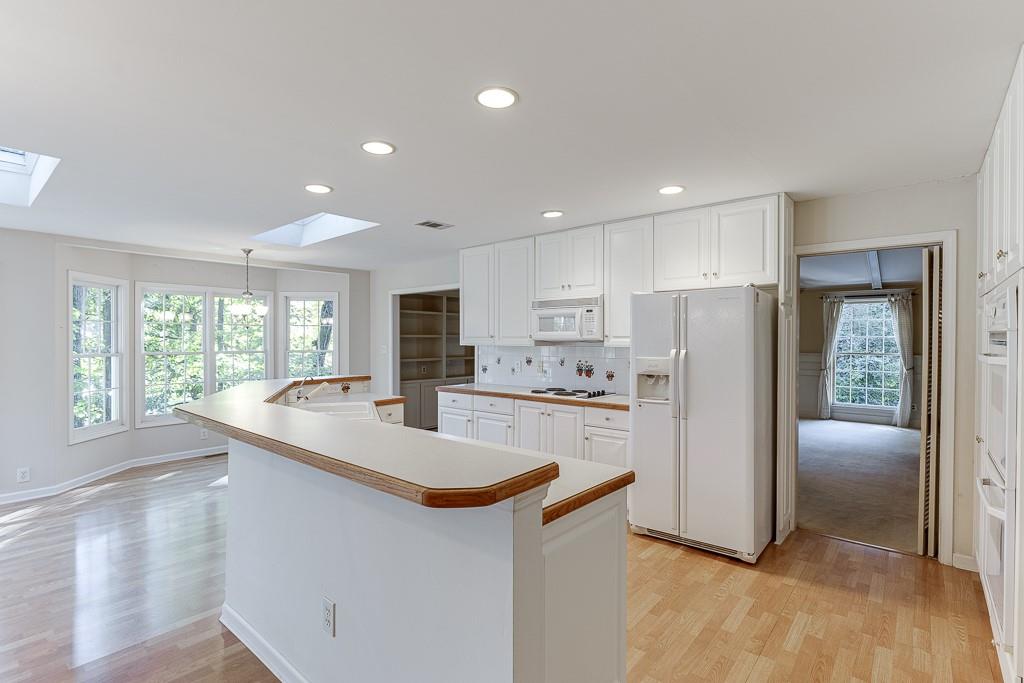 130 Bonnie Lane, Sandy Springs, Georgia image 10