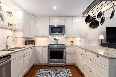 250 The South Chace Atlanta GA 30328