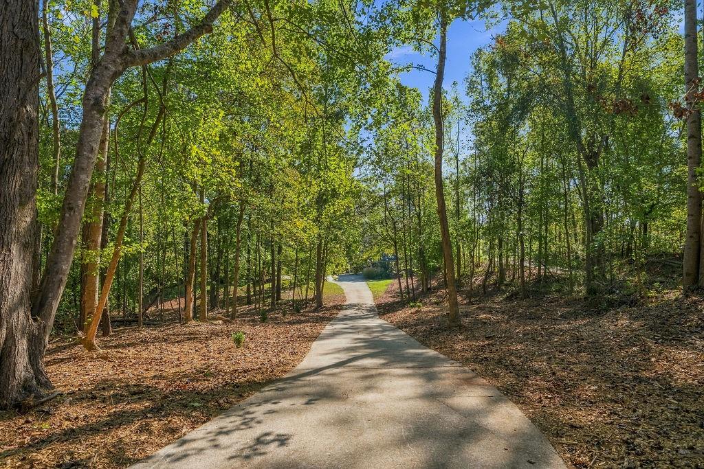 5522 Tyree Road