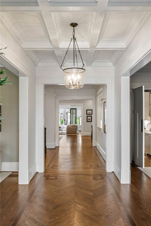 230 Peachtree Circle NE