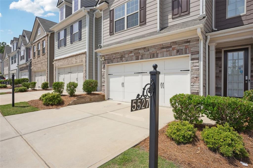 5527 Fairhaven Place, Fairburn, Georgia image 4
