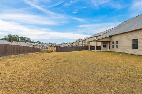 A home in Dacula