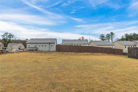 A home in Dacula