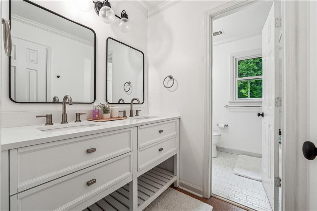 9545 Kingston Crossing Circle, Alpharetta, Georgia image 28
