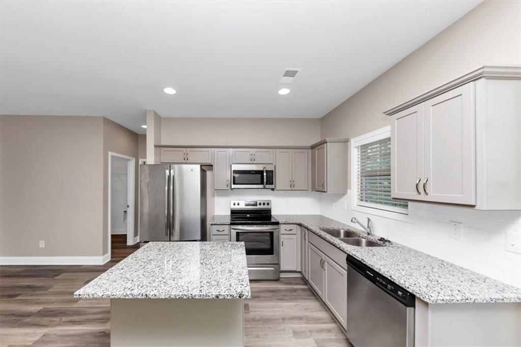 6755 Biscayne Boulevard, Rex, Georgia image 9