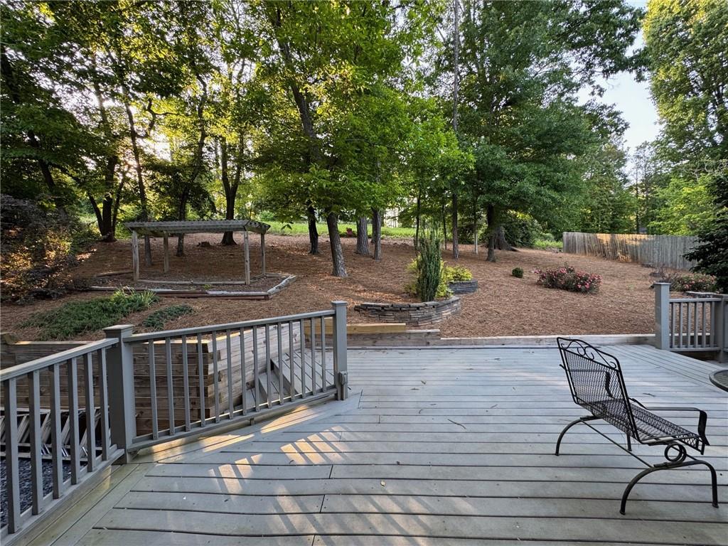 990 Azalea Drive