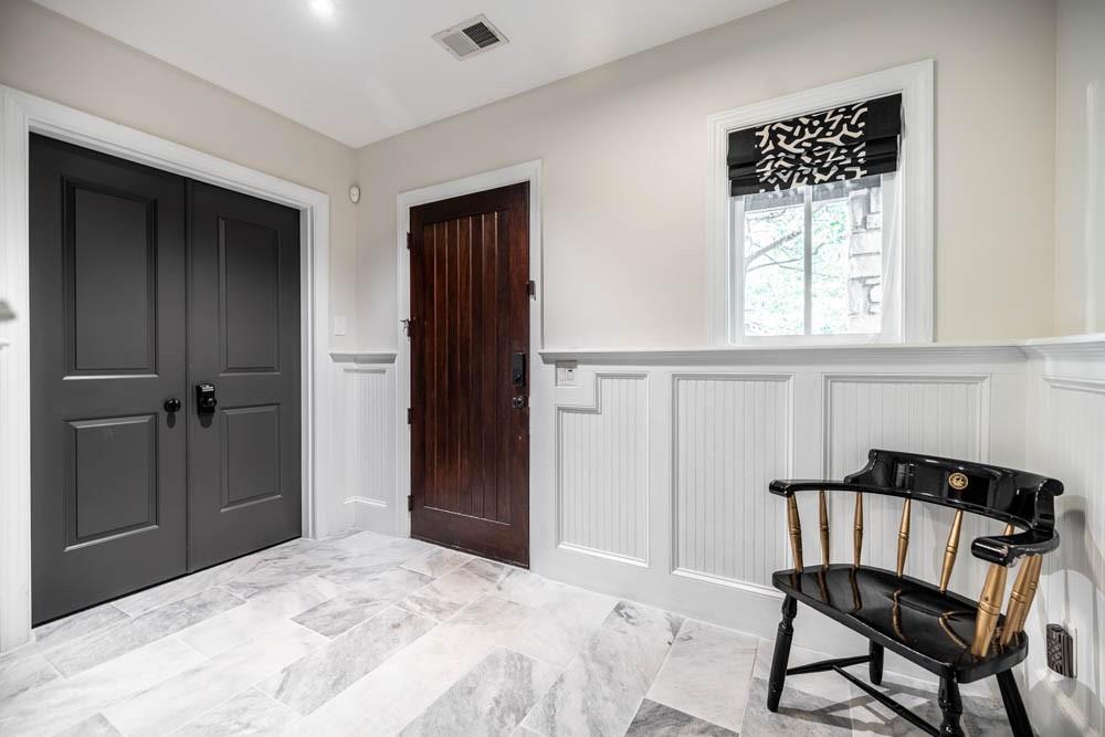 470 Hamilton Street SE