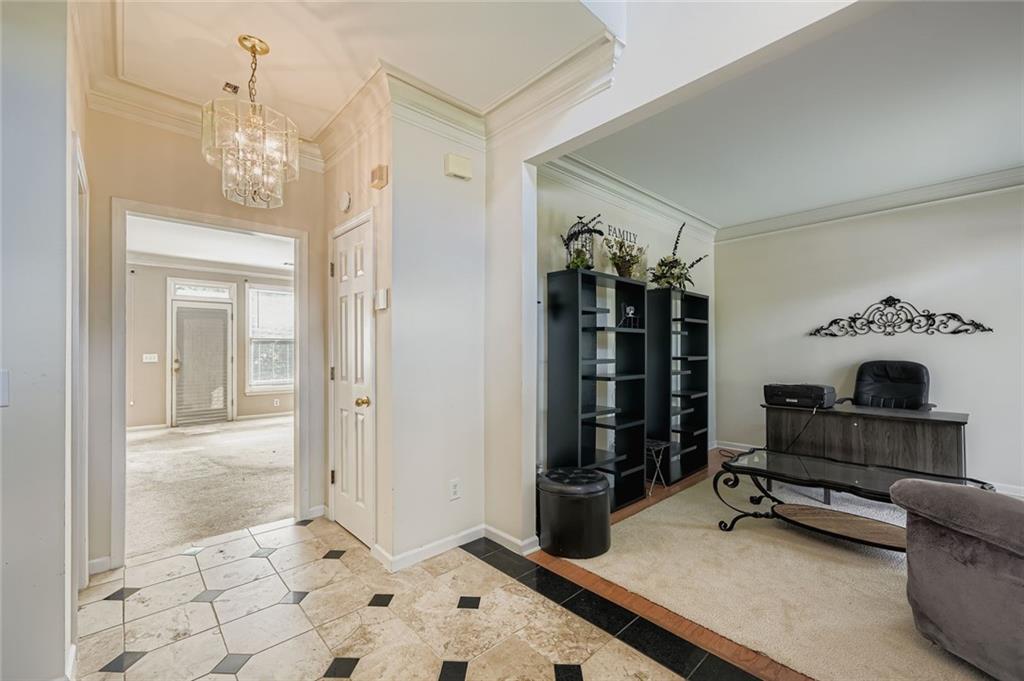 4325 Sherwood Oaks Drive