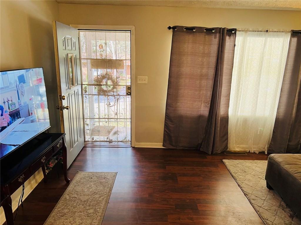 2916 Renfro Drive NW