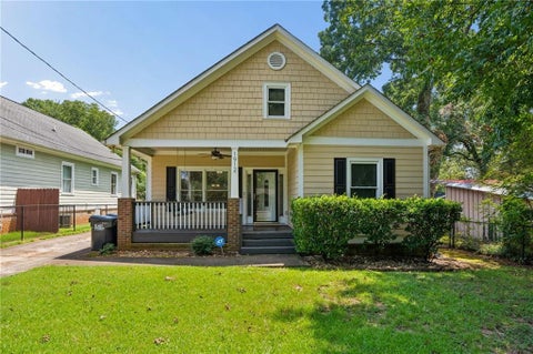 Homes For Sale - 1912 E Farris Avenue<br/> East Point, GA 30344