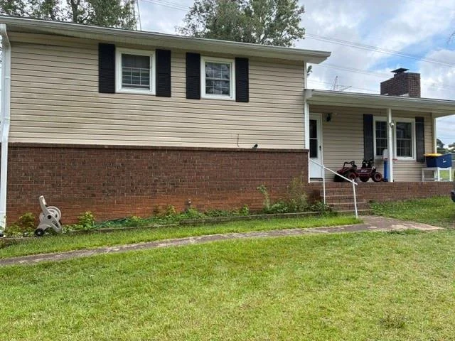 6558 SE Apache Lane