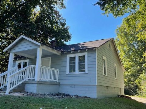 Homes For Sale - 3227 Cleveland Highway<br/> Gainesville, GA 30506