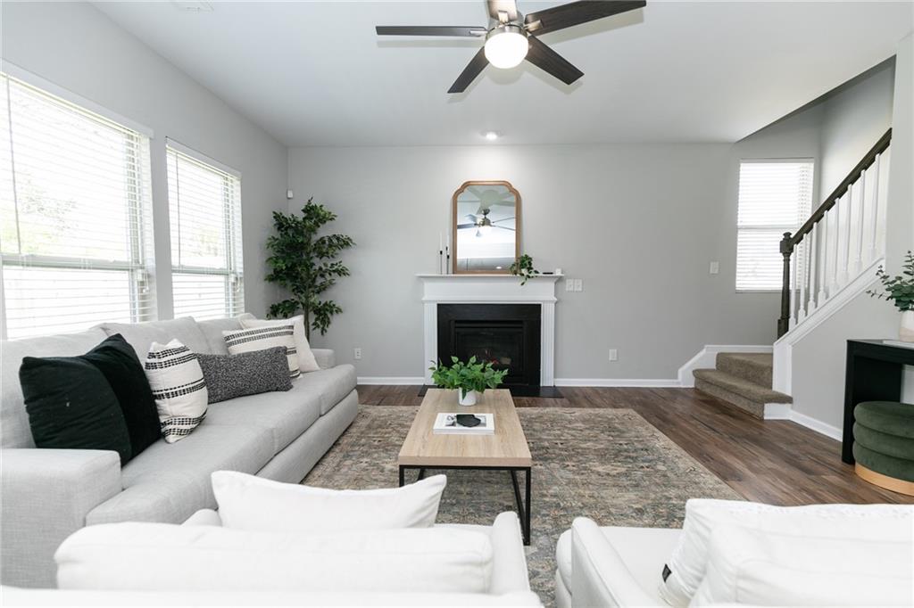 3894 Dunaire Drive, Stone Mountain, Georgia image 16