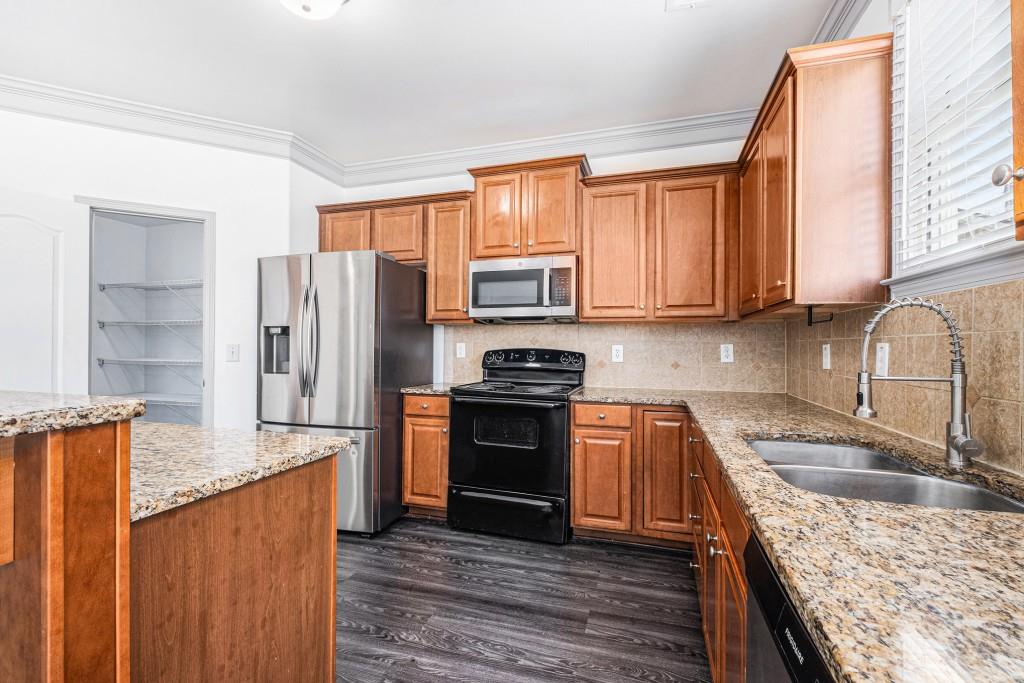 1638 Great Shoals Circle