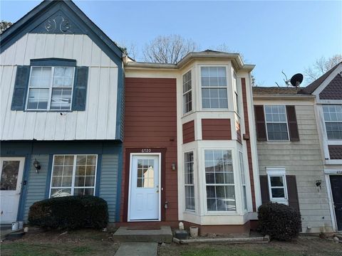 Condo For Sale - 6720 Colchester Place<br/> Norcross, GA 30093