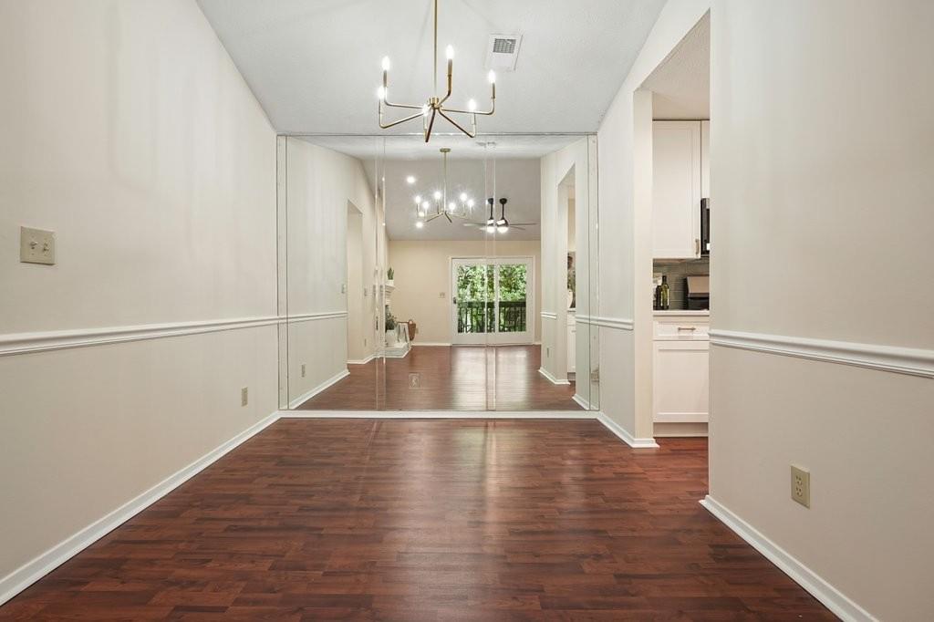 1516 Tuxworth Circle