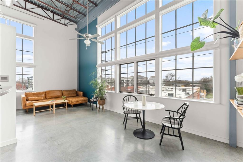 572 Edgewood Avenue SE 314