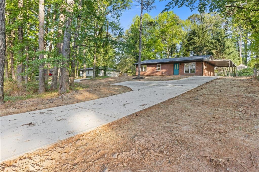 622 Saddlewood Drive, Lawrenceville, Georgia image 2