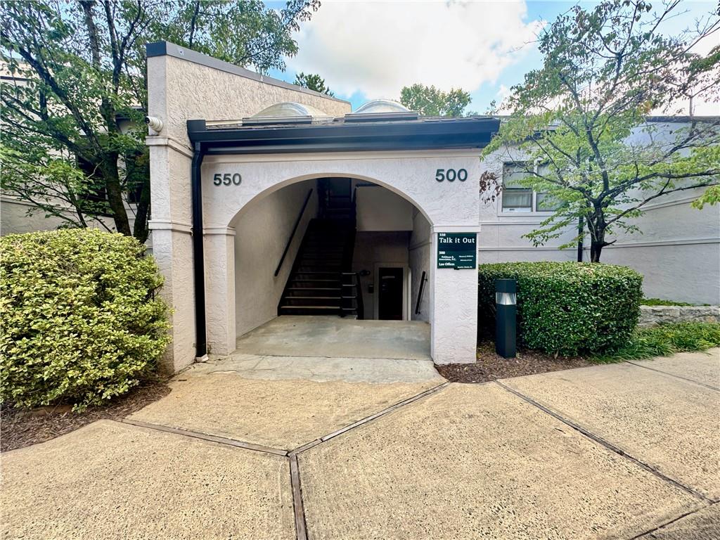 1820 The Exchange SE 550