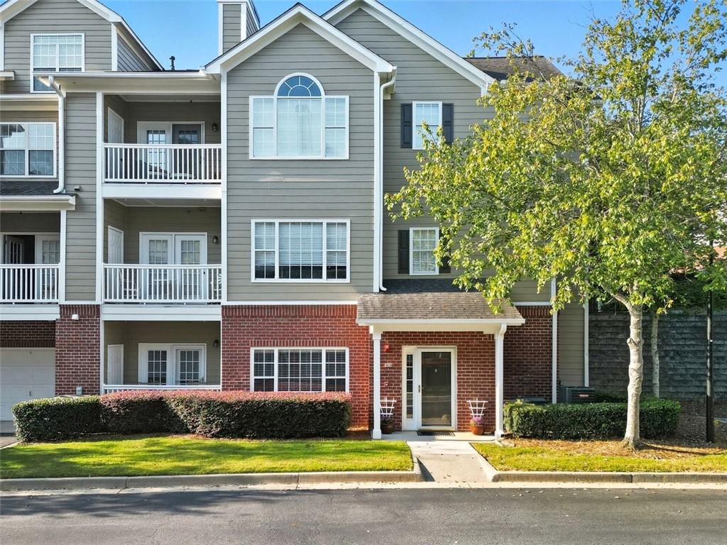 2001 WOODLAND Lane