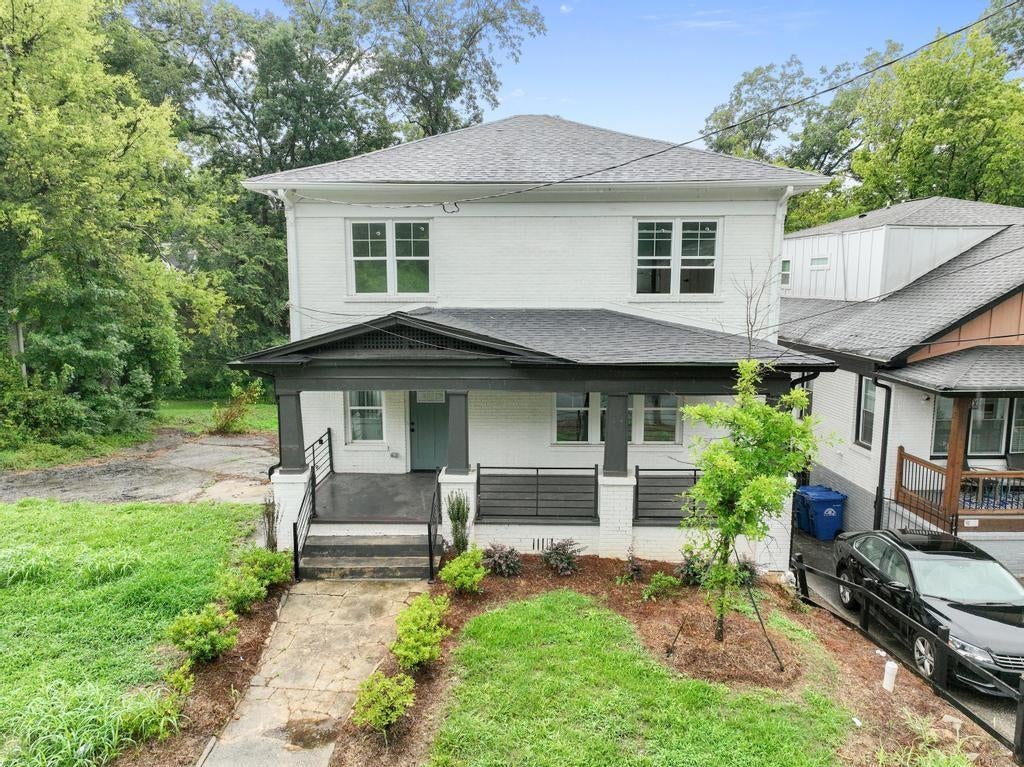 1046 Mayson Turner Road NW