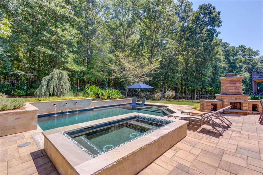 6188 Golden Maple Court
