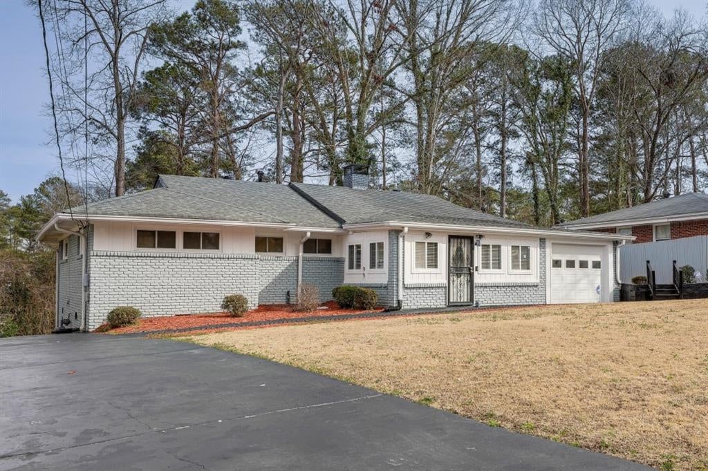 1944 Cindy Drive
