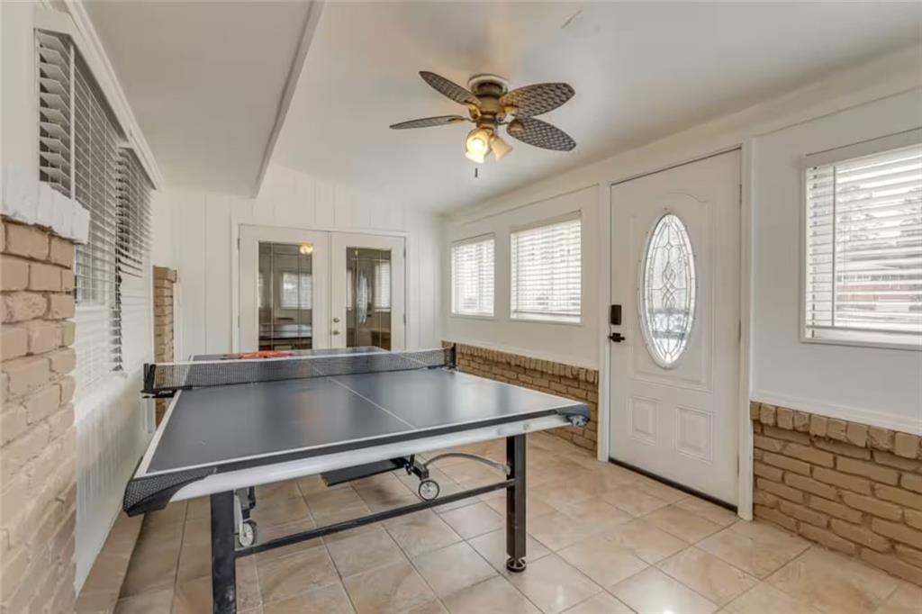 1944 Cindy Drive
