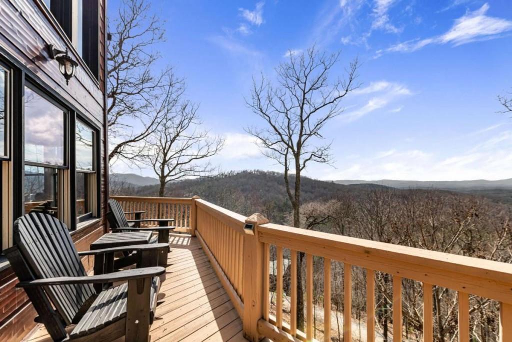 305 Enchanting Circle, Morganton, Georgia image 18