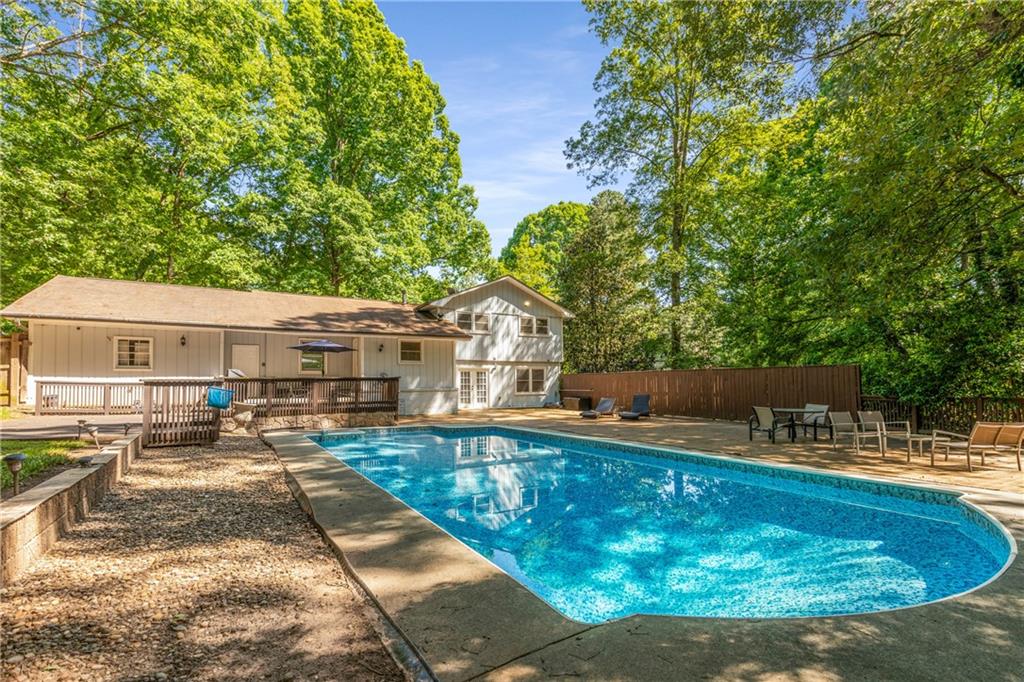 3307 Pointe Bleue Court, Decatur, Georgia image 38