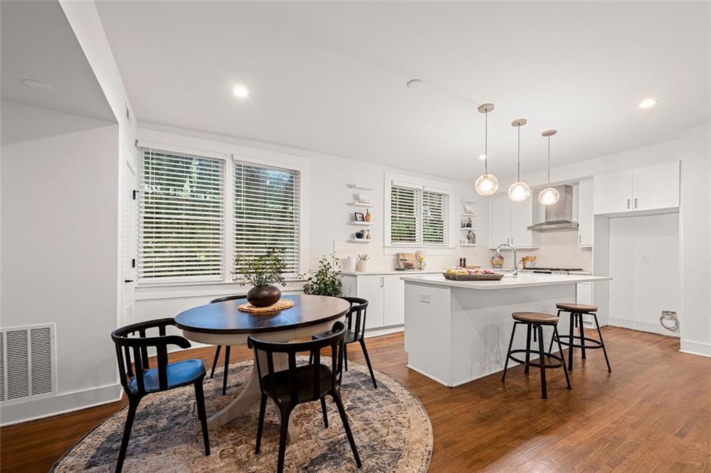 58 Peachtree Memorial Drive NW 1