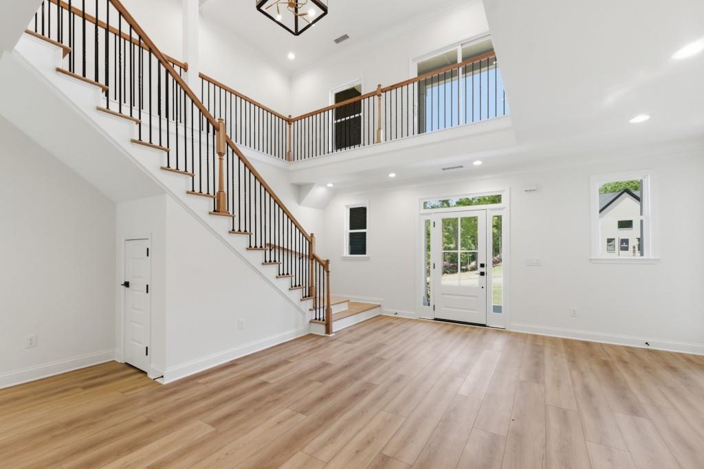 1016 Queens Bridge Way