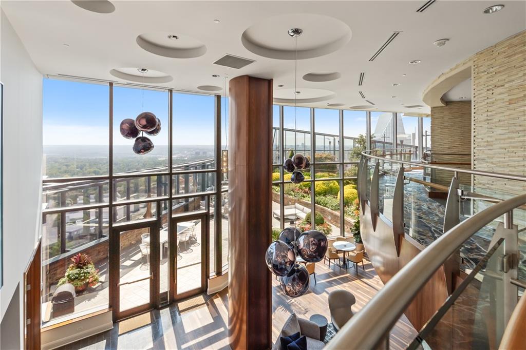 Atlanta, Georgia, 30326, United States, 2 Bedrooms Bedrooms, ,3 BathroomsBathrooms,Residential,Active,2014169