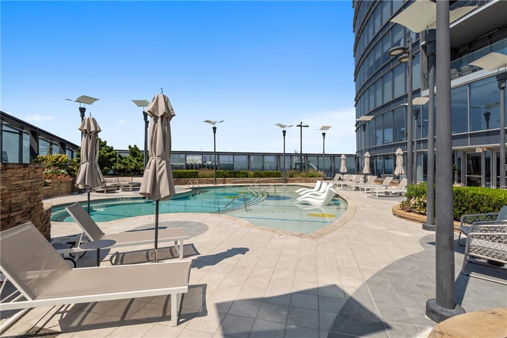 Atlanta, Georgia, 30326, United States, 2 Bedrooms Bedrooms, ,3 BathroomsBathrooms,Residential,Active,2014169