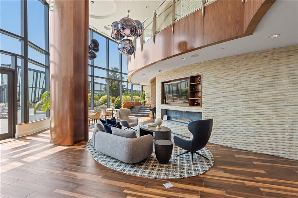Atlanta, Georgia, 30326, United States, 2 Bedrooms Bedrooms, ,3 BathroomsBathrooms,Residential,Active,2014169