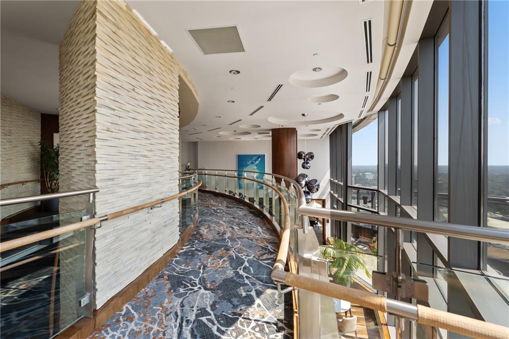 Atlanta, Georgia, 30326, United States, 2 Bedrooms Bedrooms, ,3 BathroomsBathrooms,Residential,Active,2014169