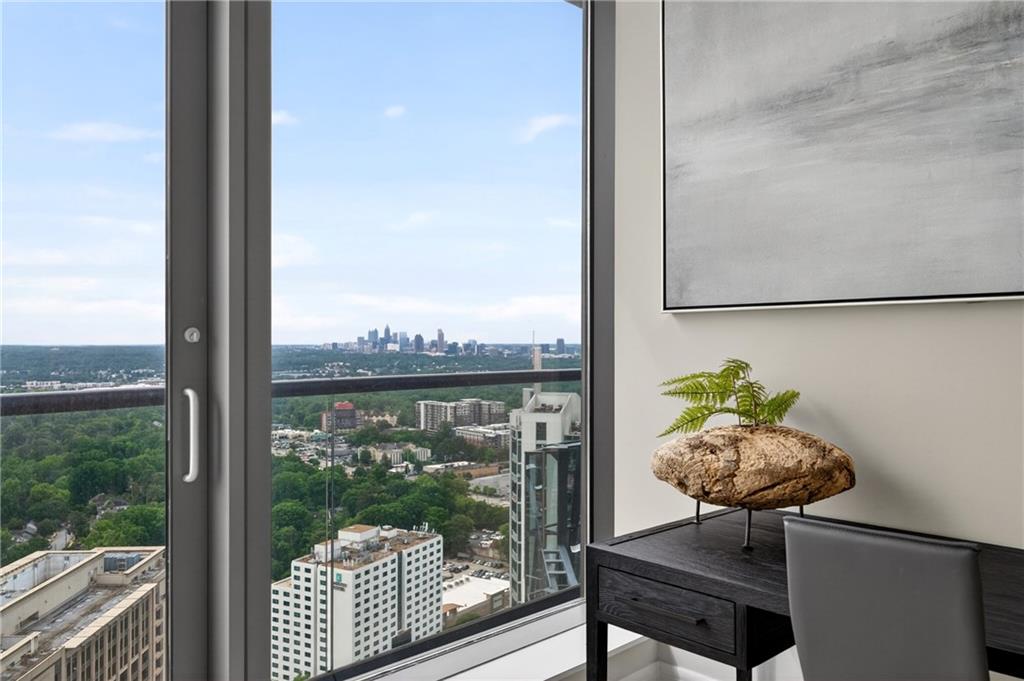 Atlanta, Georgia, 30326, United States, 2 Bedrooms Bedrooms, ,3 BathroomsBathrooms,Residential,Active,2014169