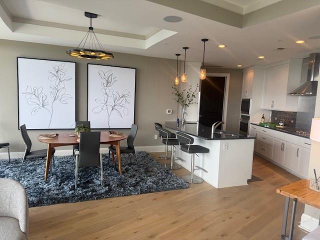 Atlanta, Georgia, 30326, United States, 2 Bedrooms Bedrooms, ,3 BathroomsBathrooms,Residential,Active,2014169