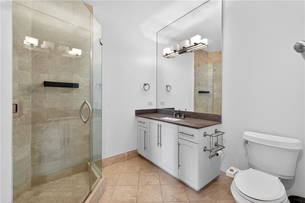 Atlanta, Georgia, 30326, United States, 2 Bedrooms Bedrooms, ,3 BathroomsBathrooms,Residential,Active,2014169