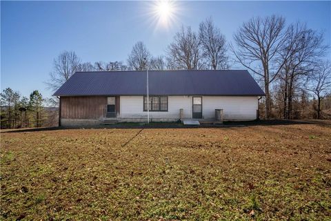 Homes For Sale - 5784 Old Highway 441<br/> Baldwin, GA 30511