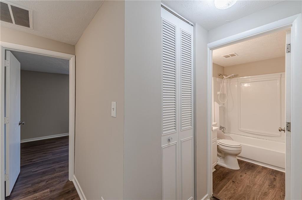 3344 Creekwood Drive, Rex, Georgia image 23