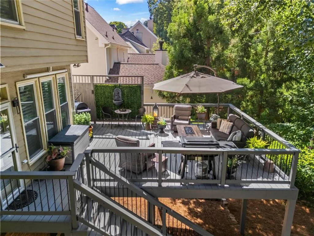 Alpharetta, Georgia 30005, United States, 4 Bedrooms Bedrooms, ,5 BathroomsBathrooms,Residential,Active,200342