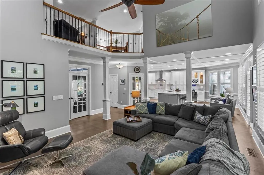 Alpharetta, Georgia 30005, United States, 4 Bedrooms Bedrooms, ,5 BathroomsBathrooms,Residential,Active,200342