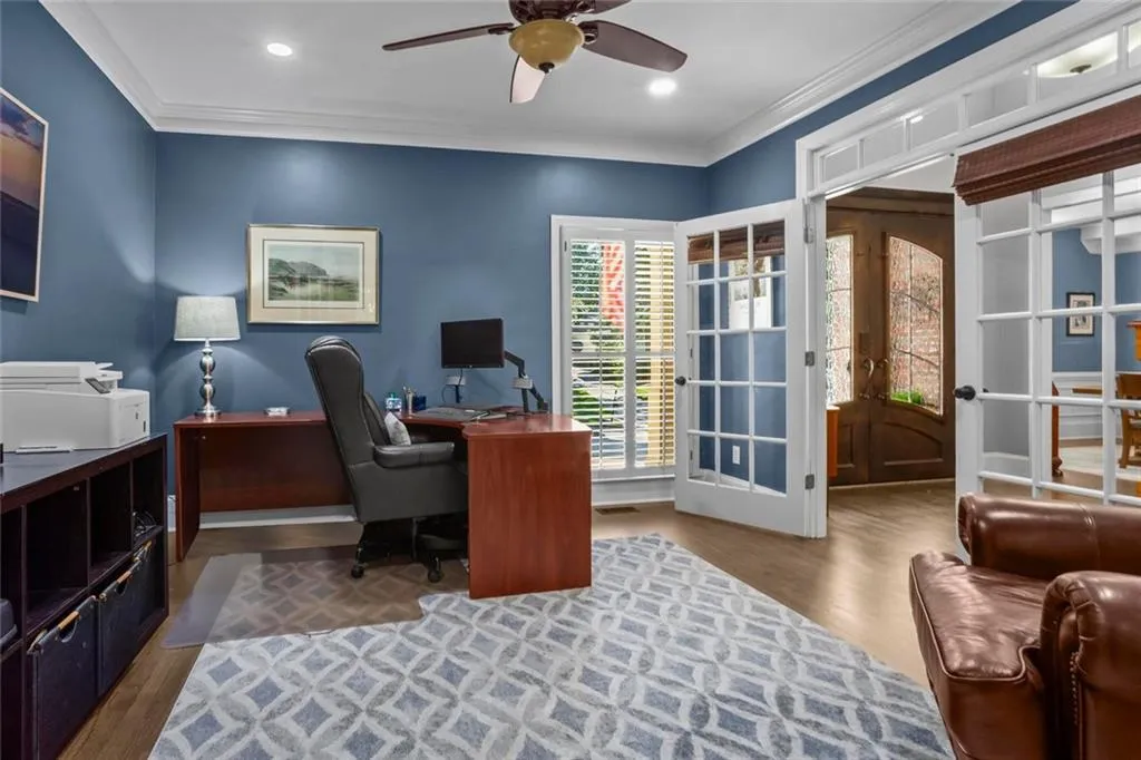 Alpharetta, Georgia 30005, United States, 4 Bedrooms Bedrooms, ,5 BathroomsBathrooms,Residential,Active,200342