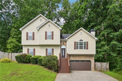 Homes For Sale - 131 Jake Taylor Drive<br/> Acworth, GA 30102
