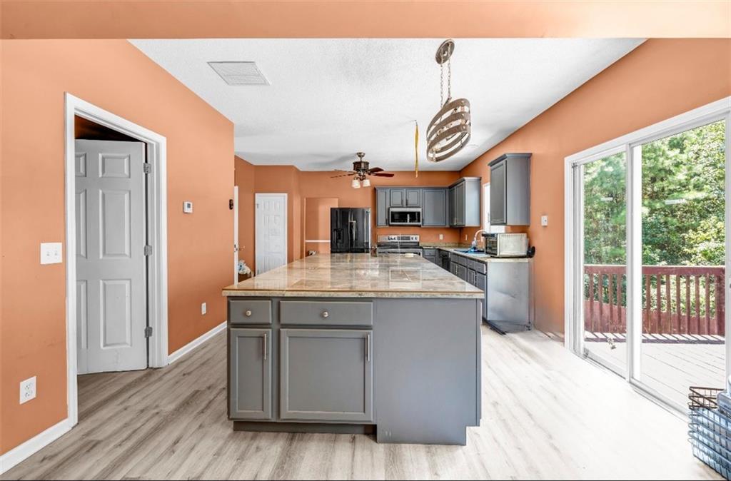 6365 Polar Fox Court