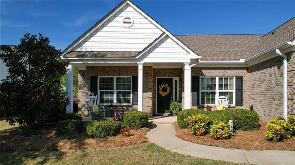 848 Crossroads Court