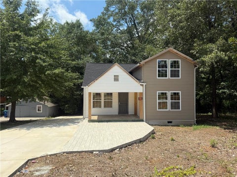 Homes For Sale - 5725 Stonewall Tell Road<br/> Fulton County, South Fulton, GA 30349